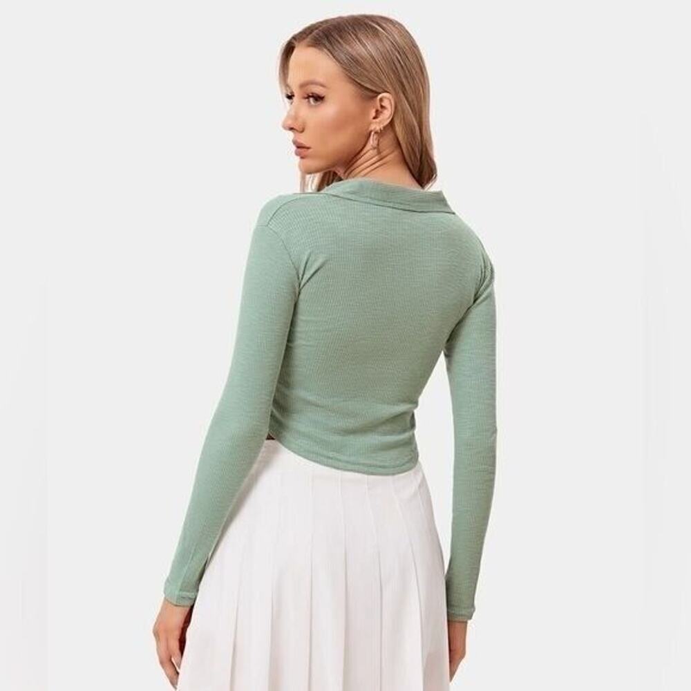 Halara Y2k Collared Button Front Cropped Knit Top… - image 7